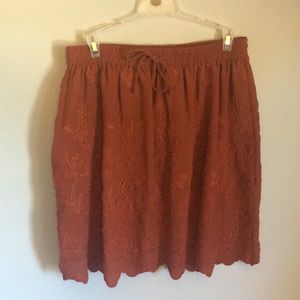 High waisted skirt